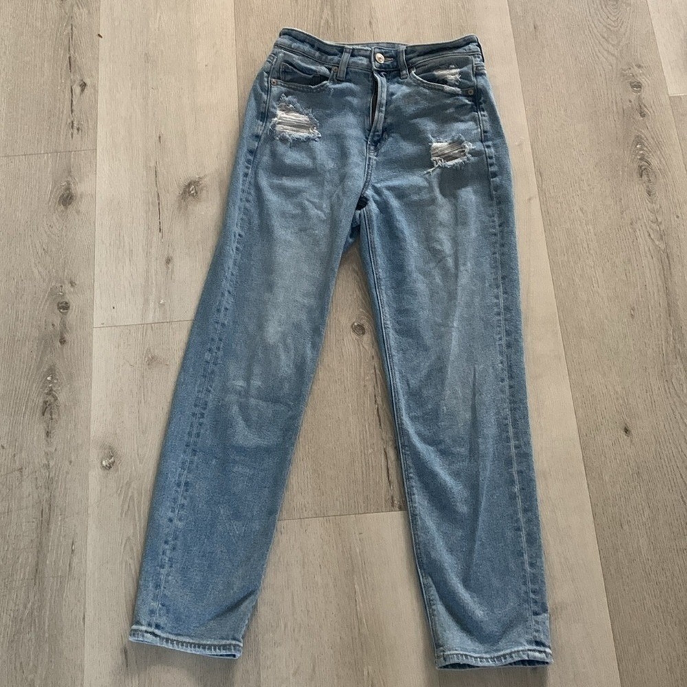 American Eagle moms straight jeans size 4 medium wash high waisted school‎